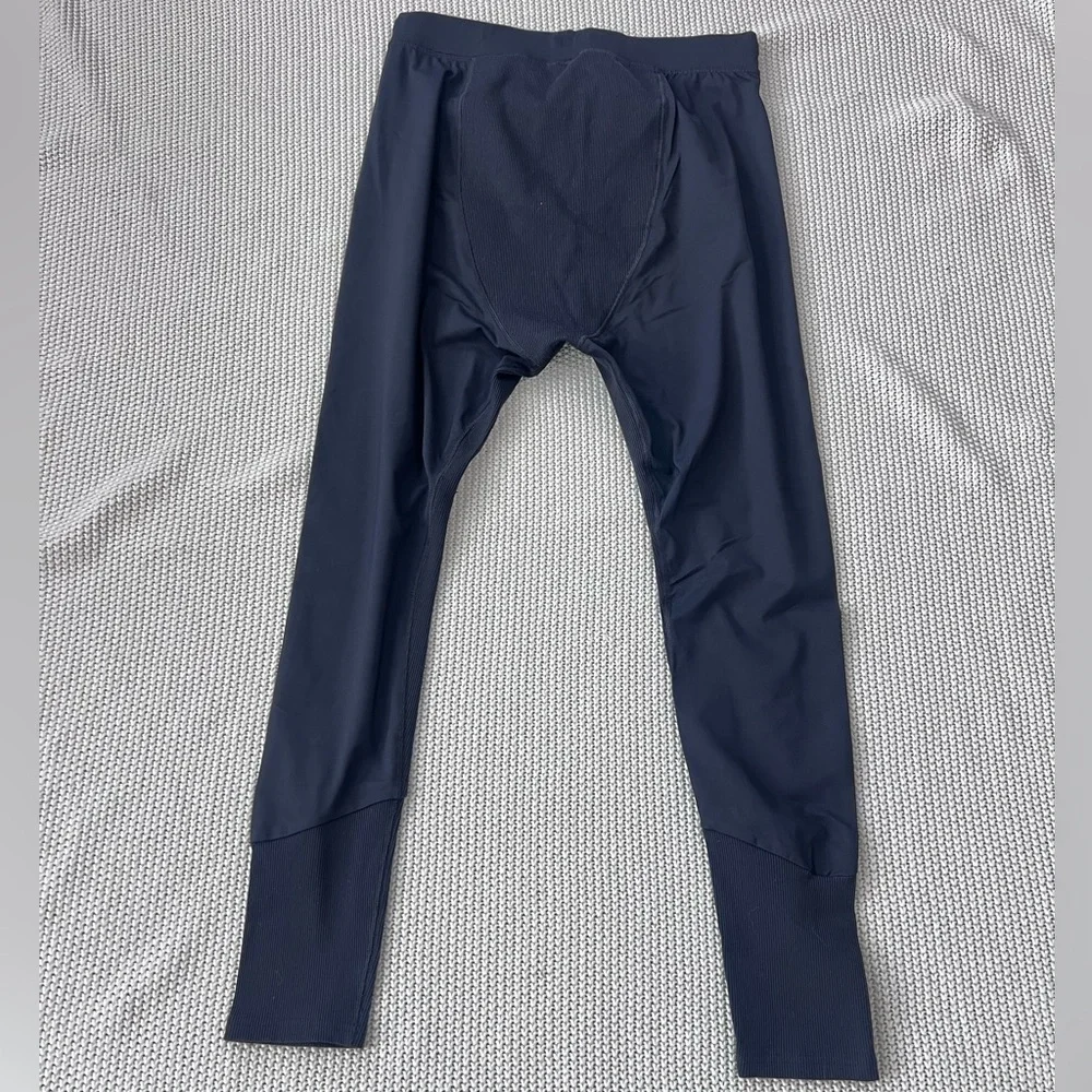 ALO Yoga Men's Dark Leggings